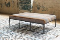 Cruz Ottoman 60