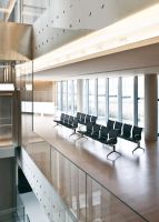 Kruna Bench - Padded beam seating