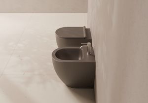 Wc Form 50 - Toilet seat by Alice Ceramica