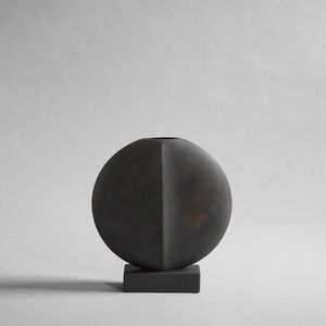 Guggenheim Vase, Mini - Coffee - Styling by 101 copenhagen
