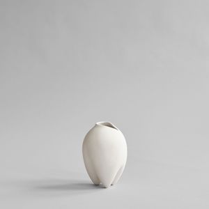 Sumo Vase, Slim Petit - Bone White - Styling by 101 copenhagen