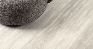 Solar Pine - Synthetic Floor by Amtico