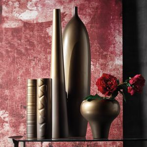 Bottle high - Styling by Adriani e Rossi edizioni