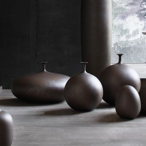 Vasi in Ceramica Metallic - Styling by Adriani e Rossi edizioni