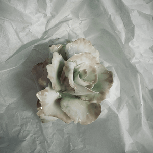 Rose 17 – Medium - Accessories by 1882 Ltd