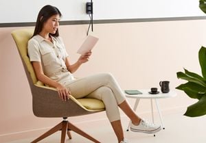 Noom 20 chairs - Armchair by ACTIU