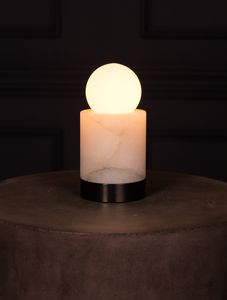 Alabaster T01 - Table lamp by Allied Maker