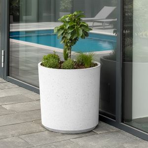 Simple M - Outdoor by Betoni
