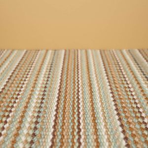 Douglas | BOMAT Luxe tapijten, vloerbedekking en traplopers - Table by Bomat