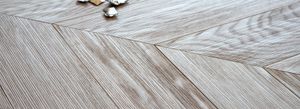 White Gold Powder Silvered Weave Oak – Chevron 45° - Wood flooring by Cadorin Group