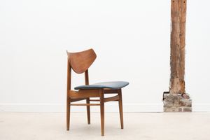 Colorful Scandinavian chair - Chair by Cartel de Belleville