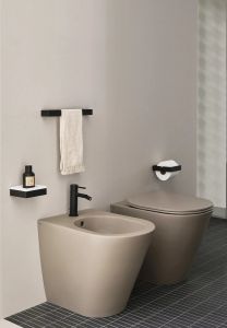 Mare back to wall bidet - Toilet seat by Ceramica Cielo