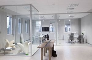 Idrawall glass wall - Desk by CUF Milano
