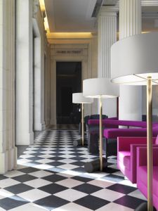 Lampadaire Calée - Wall lamp by CVL Luminaires