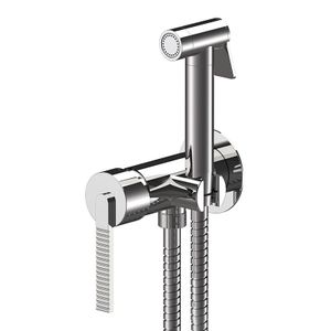 Built-in shut-off mixer with shower holder/water punch on flange, shutoff handshower, all in brass. Flexible hose cm 120.
EXPOSED COMPONENTS ONLY to be combined with the built-in box art. WBOX645 (built-in components only). - Tap by Daniel Rubinetterie
