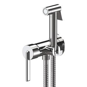Built-in shut-off mixer with shower holder/water punch on flange, shutoff handshower, all in brass. Flexible hose cm 120.
EXPOSED COMPONENTS ONLY to be combined with the built-in box art. WBOX645 (built-in components only). - Tap by Daniel Rubinetterie