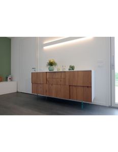 MADIA LAY - Table by Deodara