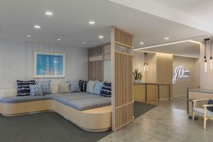 J. Crew Corporate Headquarters - Accessories by Designtex