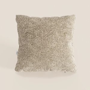Magnolia cushion available in various colours made in pregiato bouclé mélange soft and strutturato T29. - Furniture accessories by Divani Store
