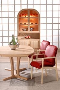 8479AL - Upholstered chair with armrests - Chair by Dyrlund