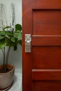Quincy Non-keyed 9" Overall Sideplate Lock - Finishes accessories by Emtek