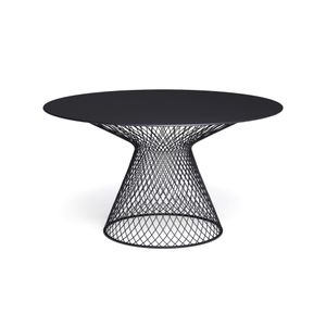 round table / outside in Steel - Collection Como - Table by Emu