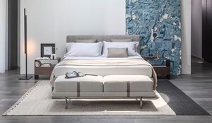 Icon - Bed by Flou