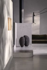 Vaso carbono 11 by Domingos Tótora - Styling by Gardeco Objects
