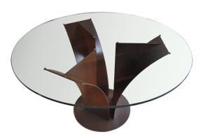 CAPITEL - Table by Gonzalo De Salas