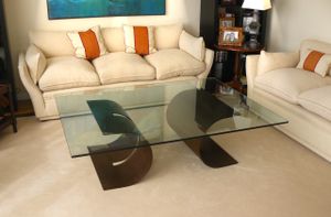 CARLOVI - Table by Gonzalo De Salas