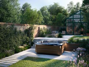 J-355™ - Spa by Jacuzzi®