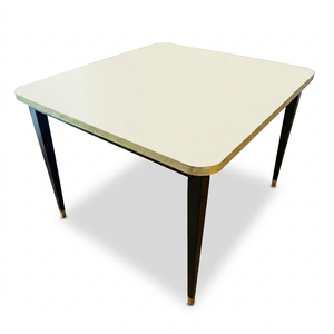 Mesa Antique Boutique Cuadrada - Mid-Century sobre Estructura Cónica - Table by Jover+Valls