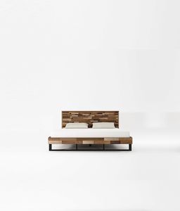 Carv'n in Black King Size Bed - Bed frame by KARPENTER