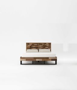 Carv'n in Black Queen Size Bed - Bed frame by KARPENTER