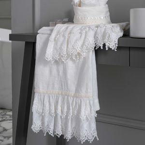 Sangallo linen guest + face towel set - Styling by LA FABBRICA DEL LINO