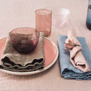 Set of 4 napkins * while stocks last - Styling by LA FABBRICA DEL LINO