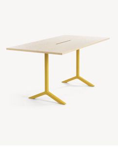 Funk - Table by Lammhults