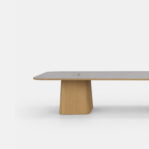Teska - Table by Lande NL BV