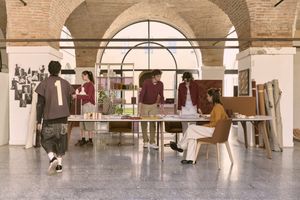 Amis - Desk by Manerba