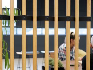 Nunc | Trendy ways to decorate your interior with wooden furniture - Accessories by Nunc
