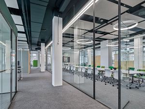 Glass partition wall systems - Screens by OKALUX