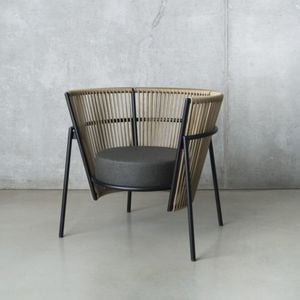 Ester Lounge Chair - Armchair by OUTOO