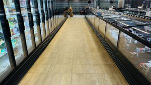 REFLOORING OF A FRENCH SUPERMARKET - Accessories by Pave and Go