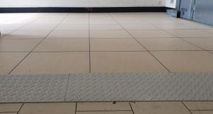 RENOVATION OF A SUPERMARKET FLOOR - Accessories by Pave and Go