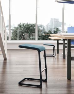 C-Stool - Chair by Quadrifoglio Group
