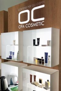 ANDARE IN FIERA CON ESPOSITORI DUREVOLI, PERSONALIZZATI E RIUTILIZZABILI NEL TEMPO - Remor - Espositori pubblicitari, insegne, segnaletica, cartellonistica - Accessories by Remor