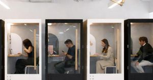 For Bisnow, ROOM offers a quiet respite amid a bustling NYC office | ROOM - Accessories by Room Innovation Development srl