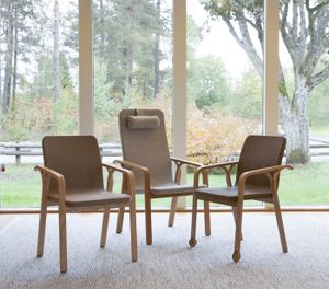 Mino armchair XL - Armchair by Swedese