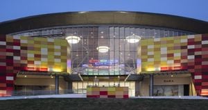 Trespa® Meteon® Uni Colours exterior cladding - Paneling by TRESPA INTERNATIONAL