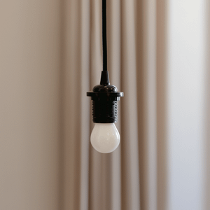 Petite Idea E27 | bulb - Lighting by UMAGE (Vita Copenhagen)